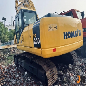 KOMATSU PC200-7