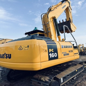 KOMATSU PC160-7 