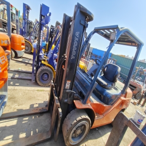 TOYOTA,KOMATSU,HELI,TCM,HANGZHOU FORKLIFT1T,2T,2.5T,3T,4T,5T,8T.10T